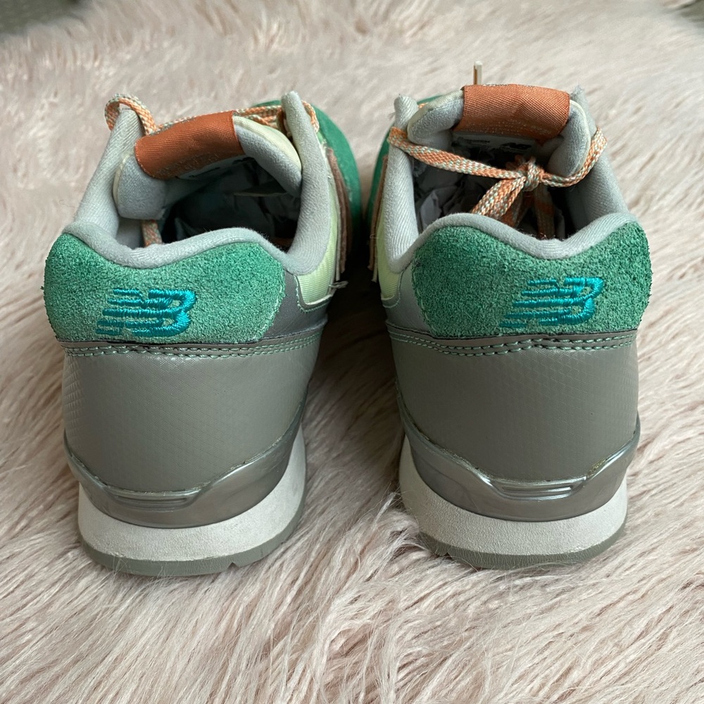 ⛔️Sold⛔️New Balance 996 women sneakers runners shoes AU6 - Picture 7 of 9